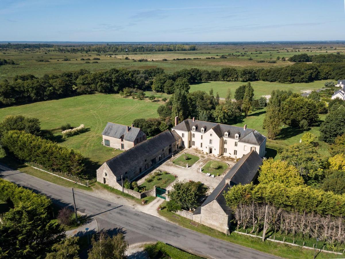 Manoir De Bel Ebat Hotel Crossac Exterior photo